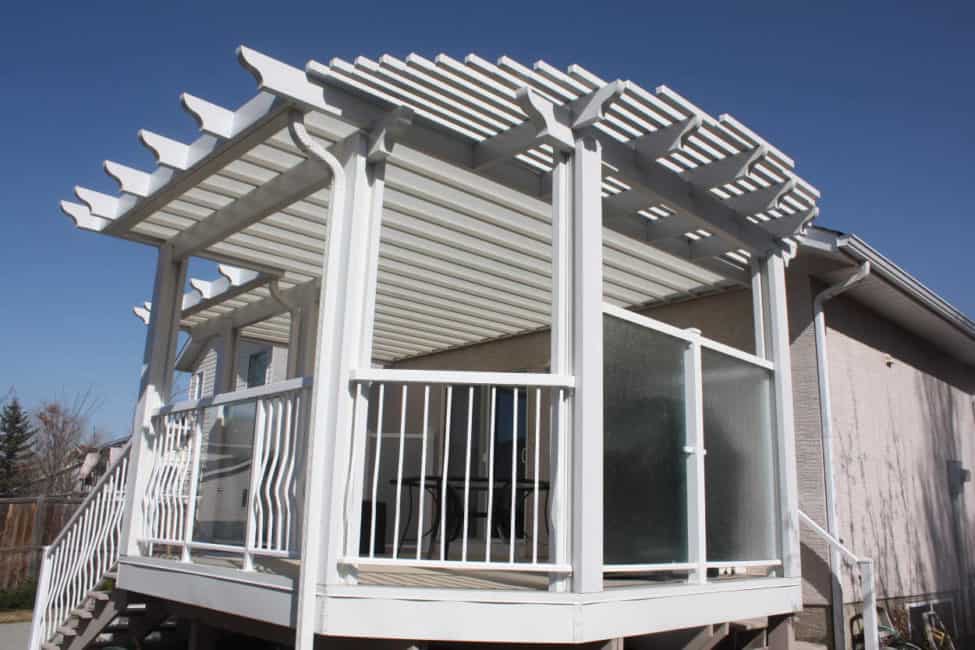 Pergola Hybrid Patio Cover Calgary