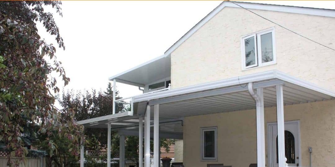 How to Maintain Your Deck With and Without a Patio Cover