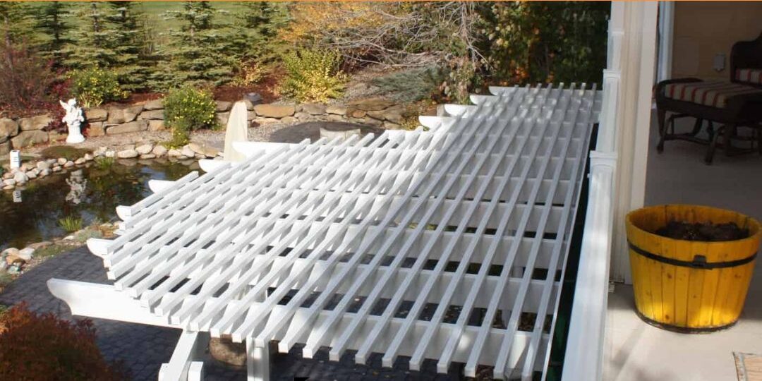 Pergola Deck Ideas to Enjoy the Last of Patio Season in Calgary